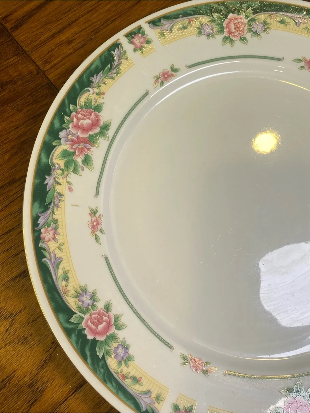 Floral Porcelain Dinner Plate in Green‎ and Pink